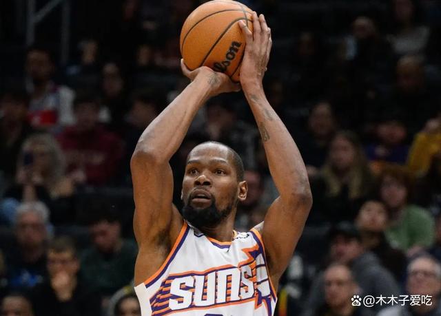 爱游戏娱乐-包含杜兰特重要时刻最后时刻胜出，加拿大队带队取胜！比赛高潮迭起的词条