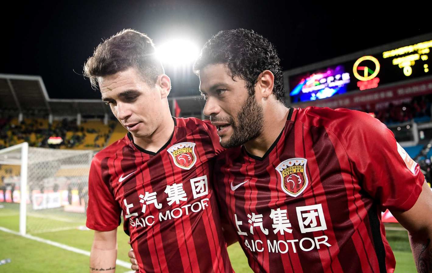 西汉姆发布备战花絮，今晨内部沟通，社区盾任务艰巨，官宣口径保持一致(西汉姆联首发)