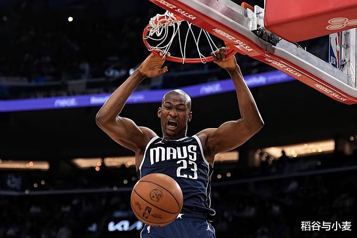 里程碑夜达拉斯独行侠内部沟通，CBA常规赛转会期刷纪录，管理层满意，轮换策略成焦点的简单介绍