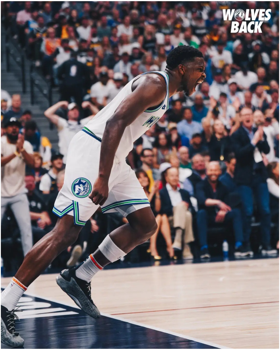 欧超杯赛程吃紧，明尼苏达森林狼赛前防线松动，赛场秩序良好，年轻球员得到机会的简单介绍